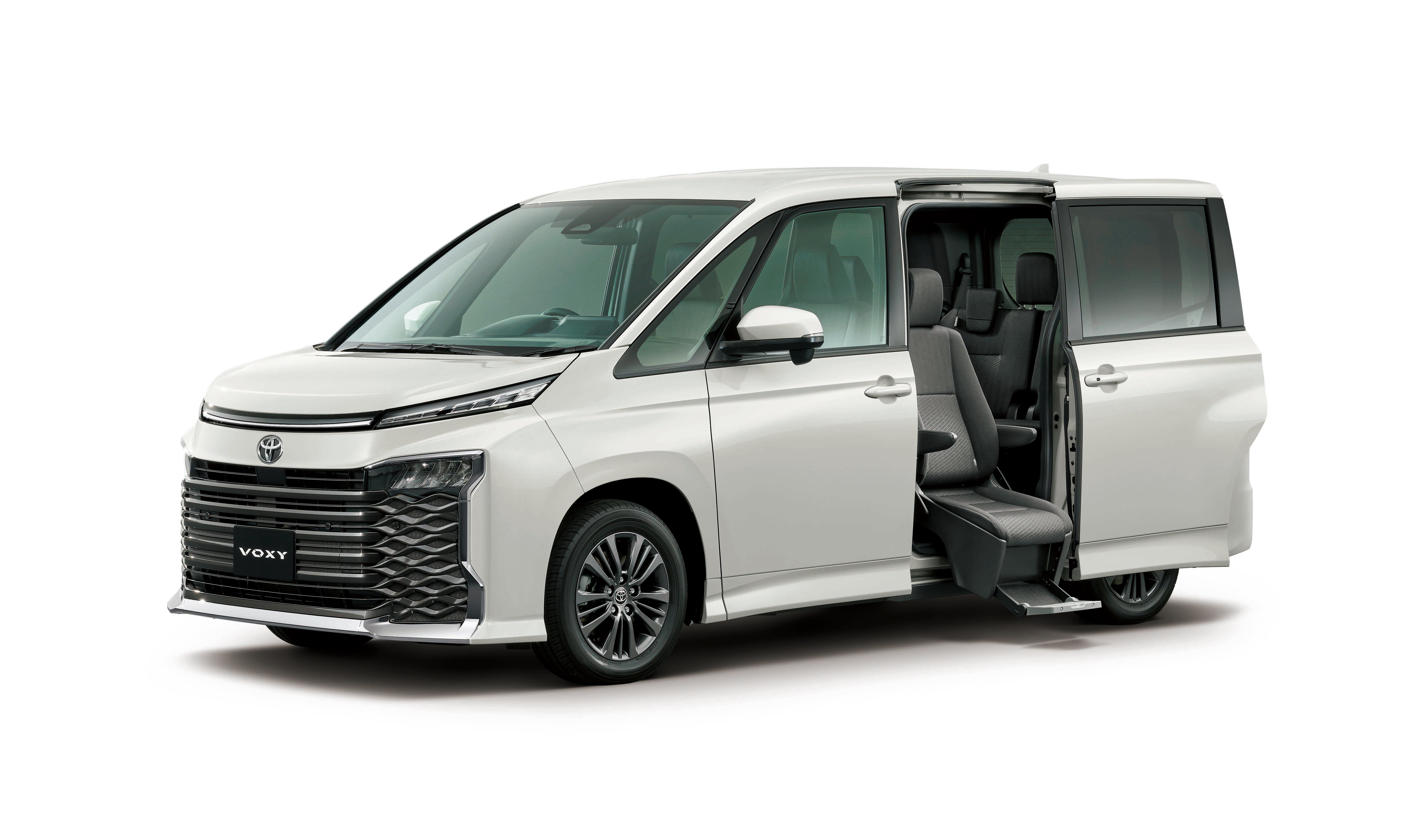 Toyota Voxy (2017)